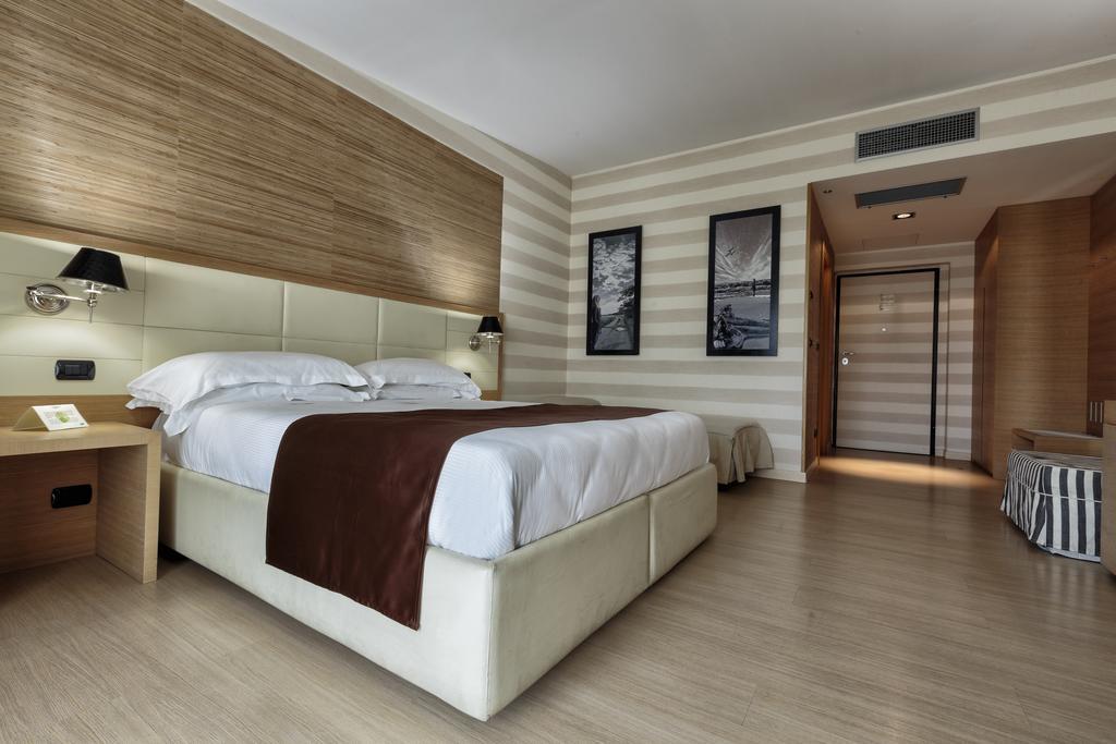 Hotel Pineta Wellness & Spa 루보디풀리아 외부 사진